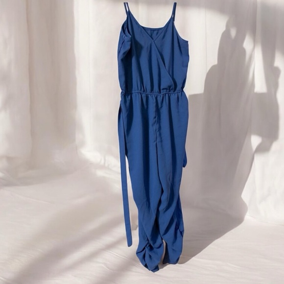 JustFab Wrap Ruched Cropped Leg Jumpsuit SZ L NWOT - Picture 5 of 6